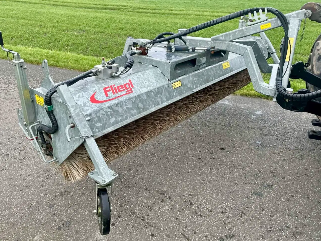 Billede 1 - Fliegl kost med hydraulik
