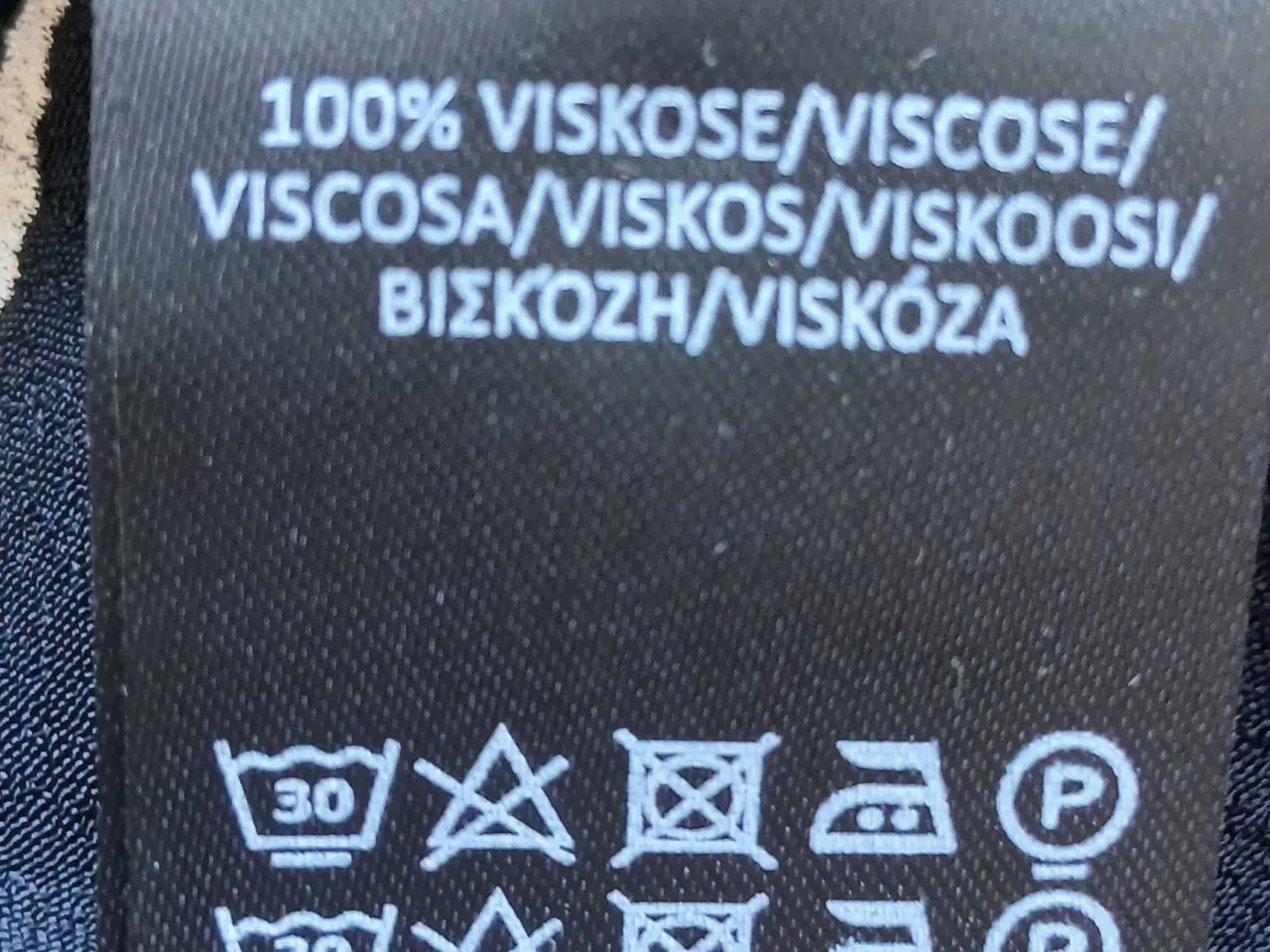 Billede 9 - Top. Masai. XS/34