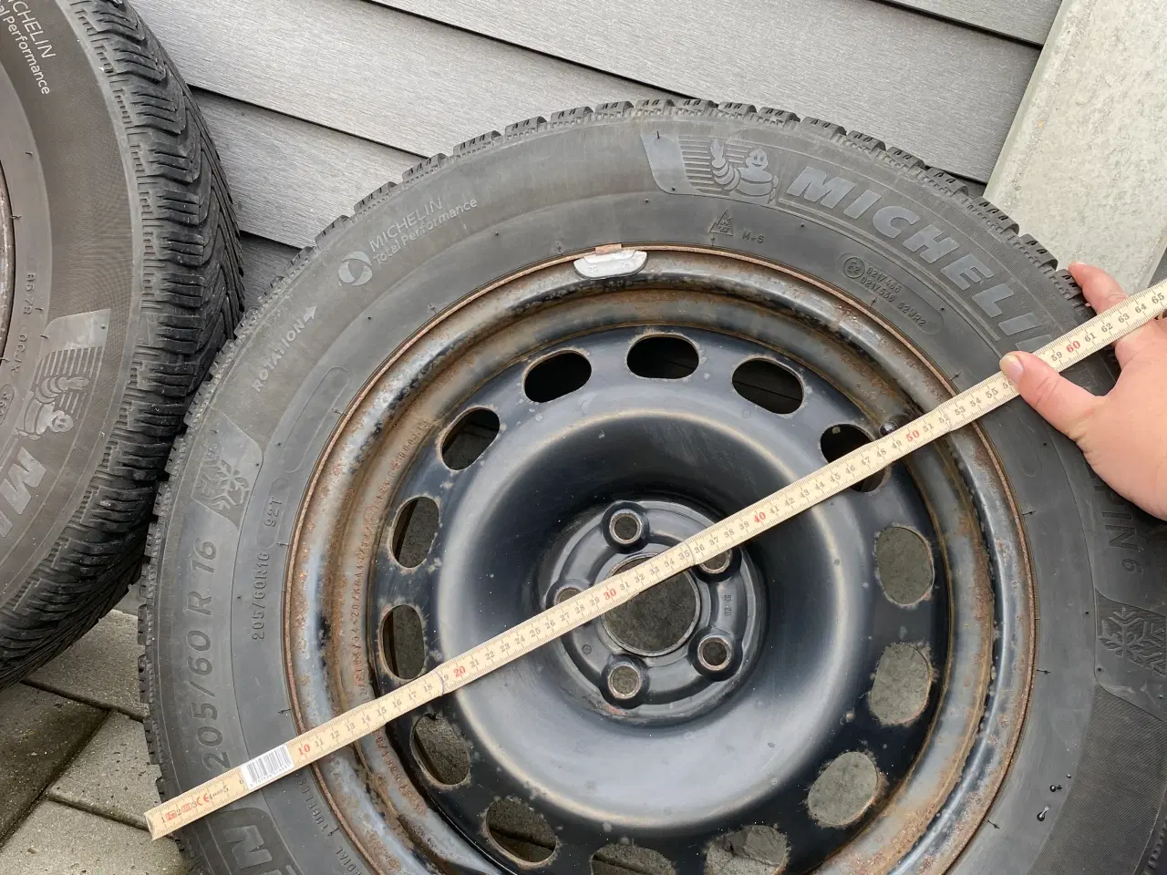 Billede 2 - Michelin Alpin 6  205/60/16 vinterdæk