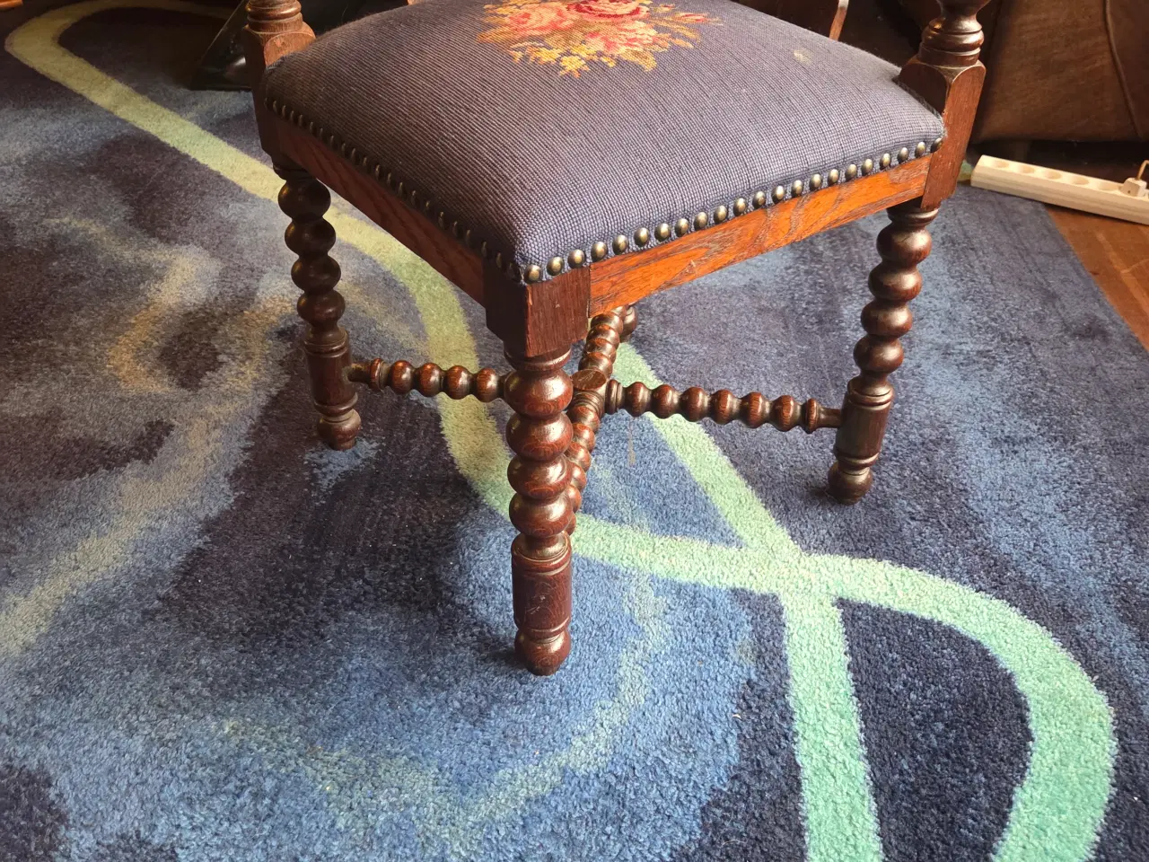 Billede 2 - Atol i mørkt træ