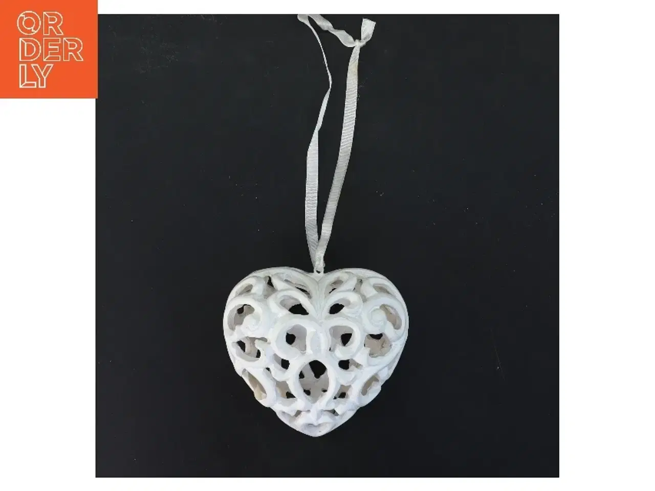 Billede 1 - Hængende hjerte dekoration (str. 11 cm) i porcelæn