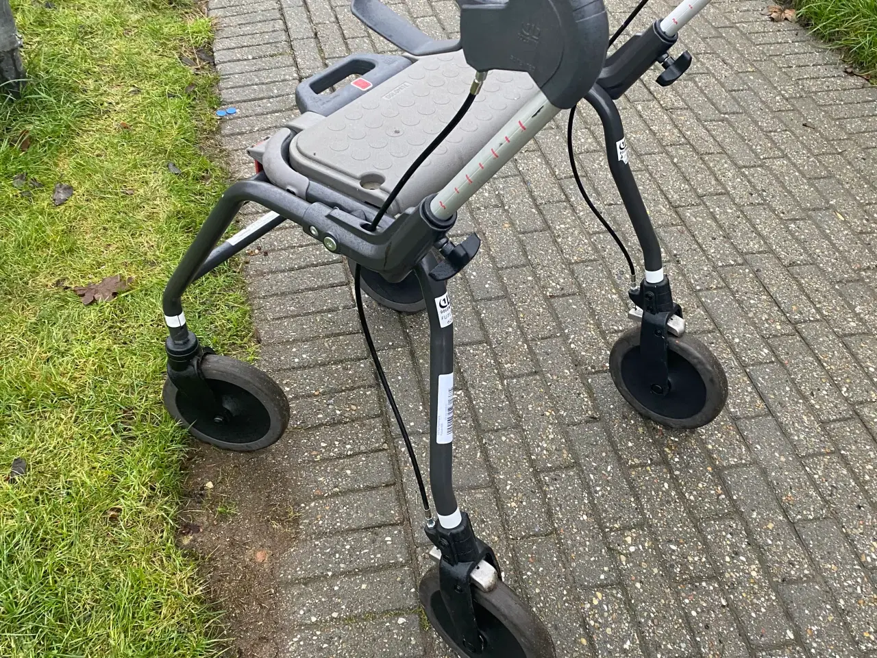 Billede 1 - Rollator 