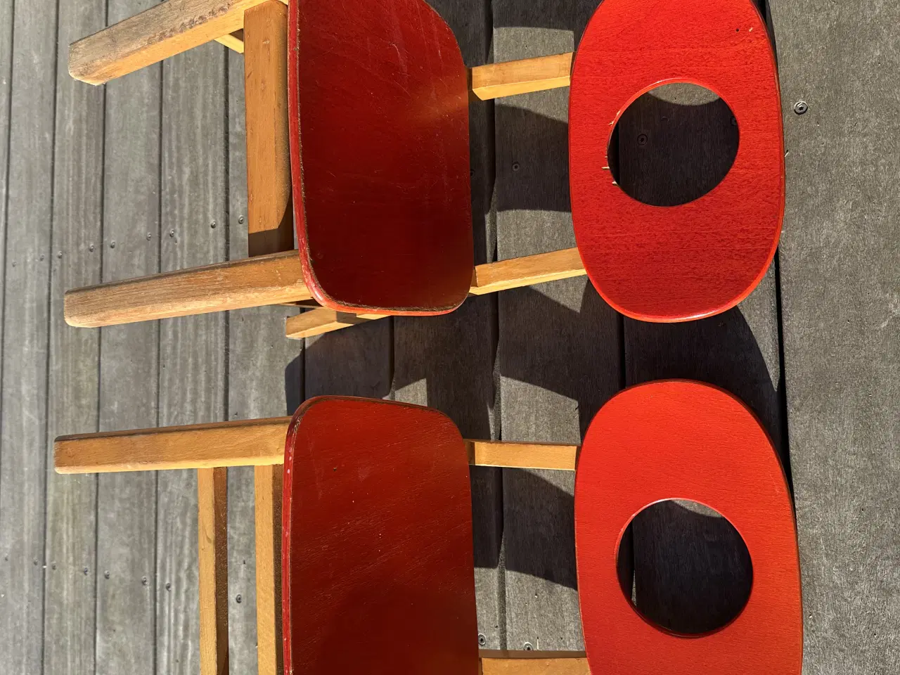 Billede 5 - Leika Børnebord og Hukit børnestole