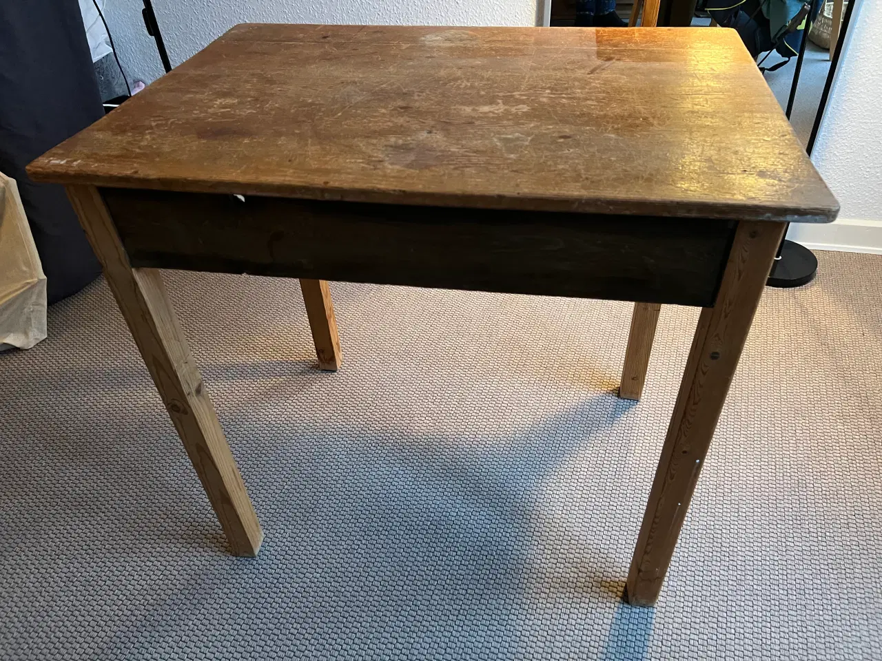 Billede 1 - Retro Lille træbord