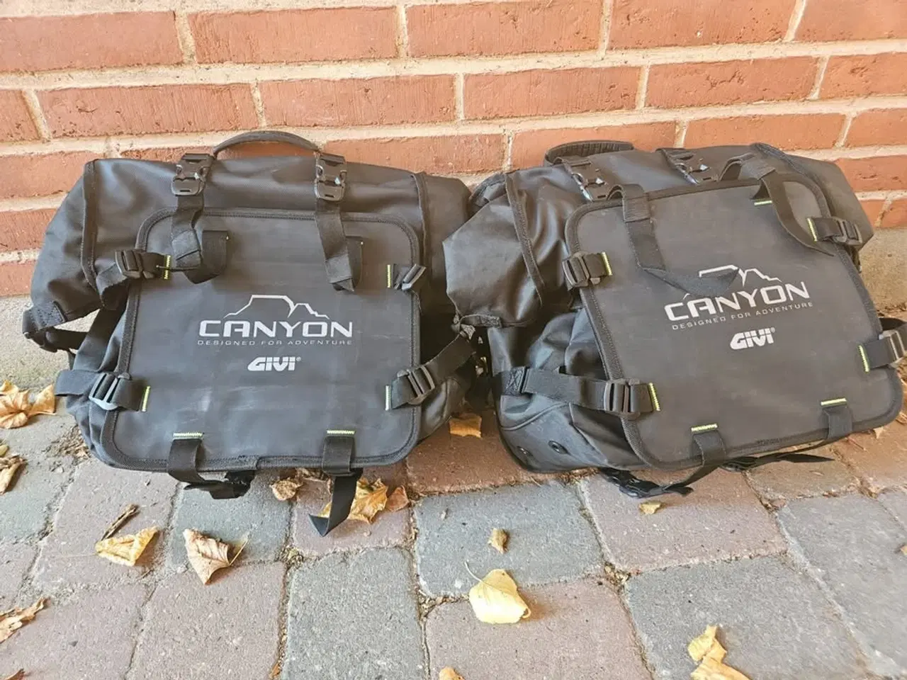 Billede 1 - Givi Canyon GRT 720 sidetasker