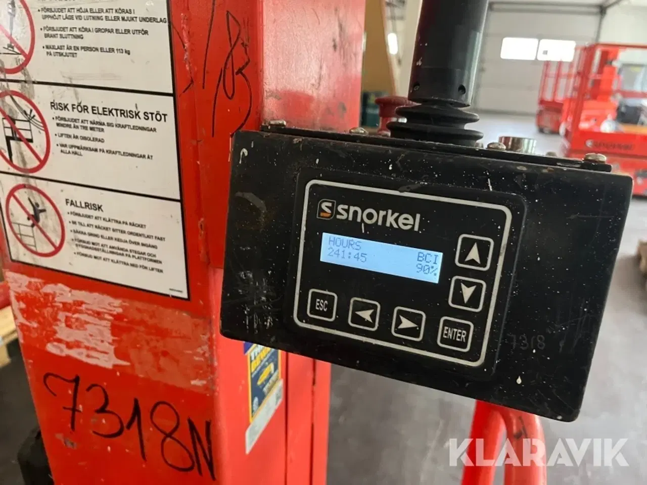 Billede 10 - Søjlelift Snorkel M1230E