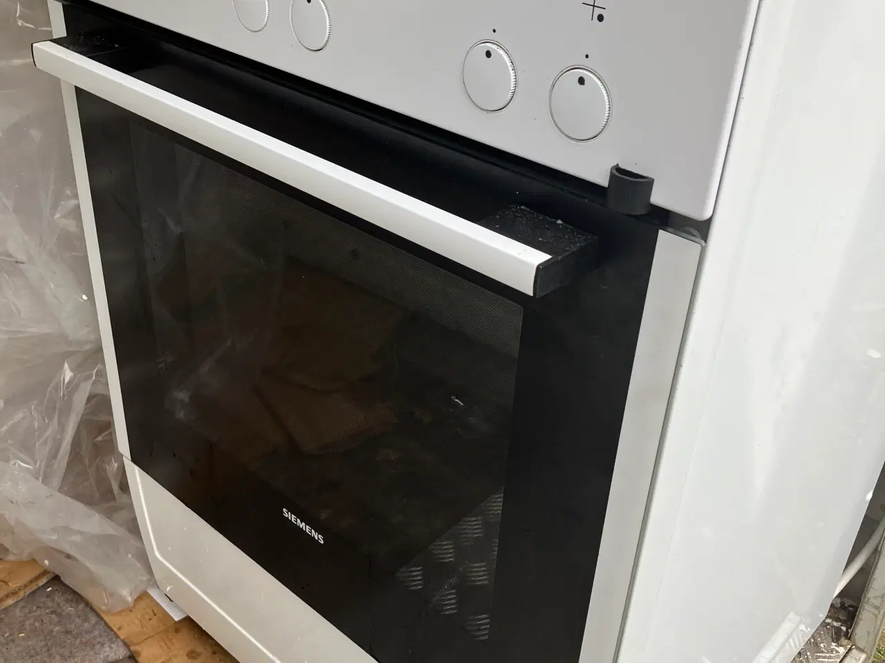 Billede 1 - Næsten nyt komfur med ovn 