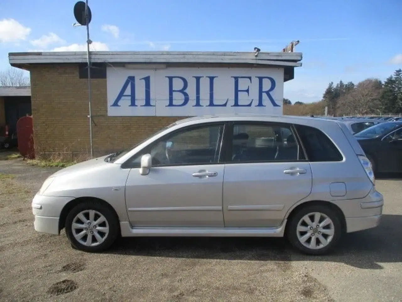 Billede 1 - Suzuki Liana 1,6 