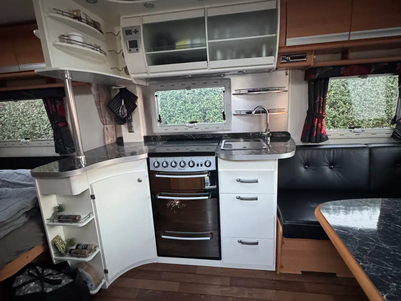 Billede 3 - Cabby campingvogn  650 white line