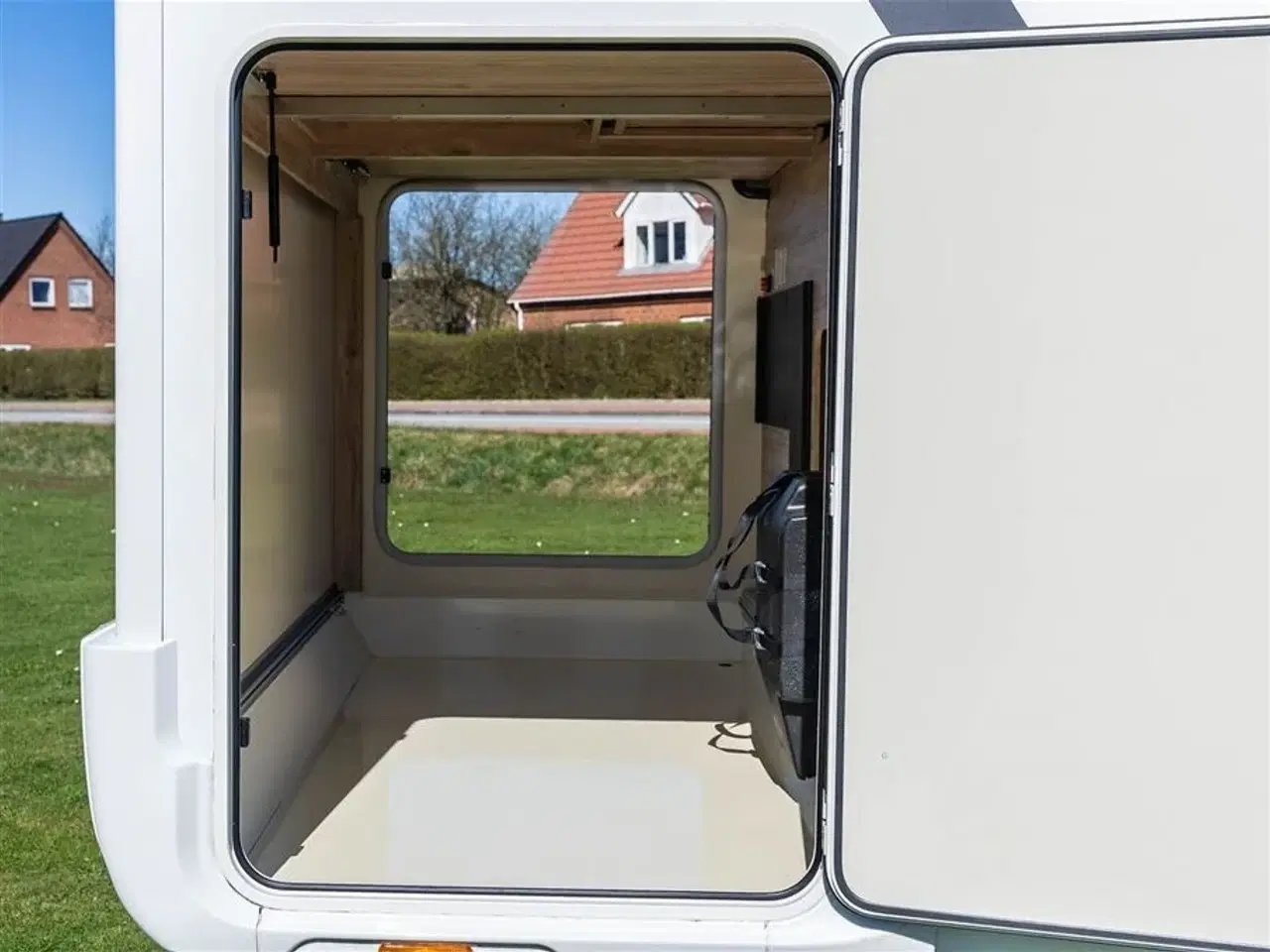 Billede 36 - 2022 - Euramobil Integra Line 720 EF   Tysk kvalitet og luksus