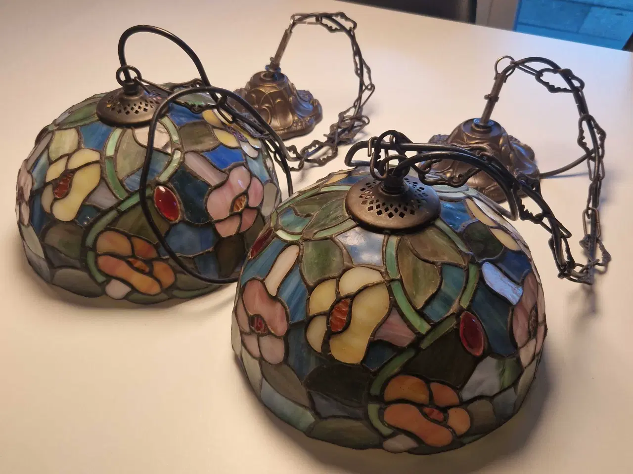 Billede 1 - Samlet 2 stk. Blyindfattet pendler