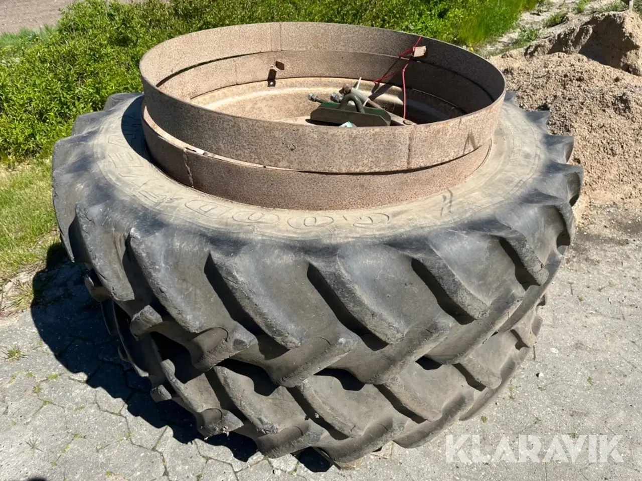 Billede 1 - Tvillinghjul John Deere 1 sæt