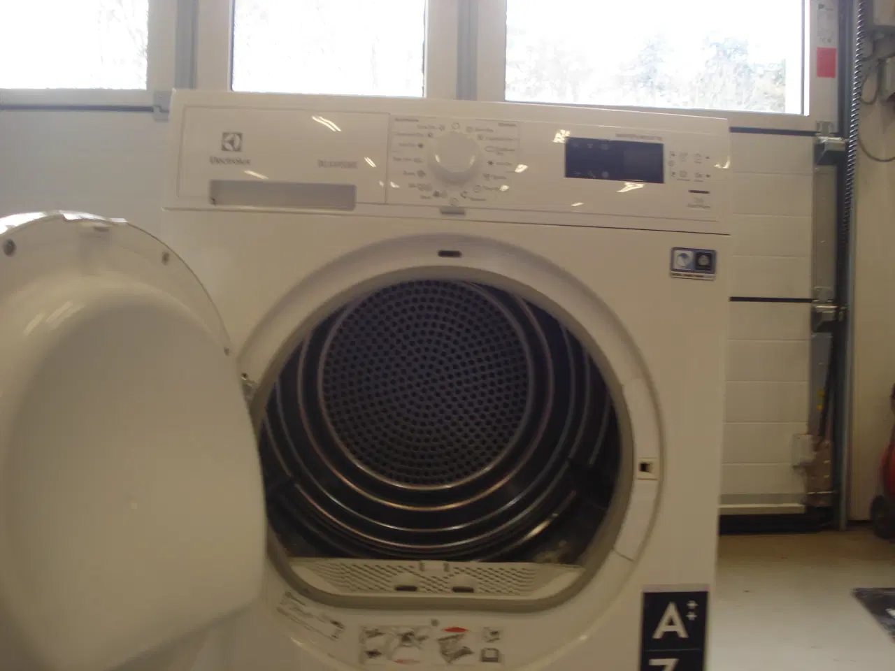 Billede 2 - 7 kg. Electrolux kondens tørretumbler.