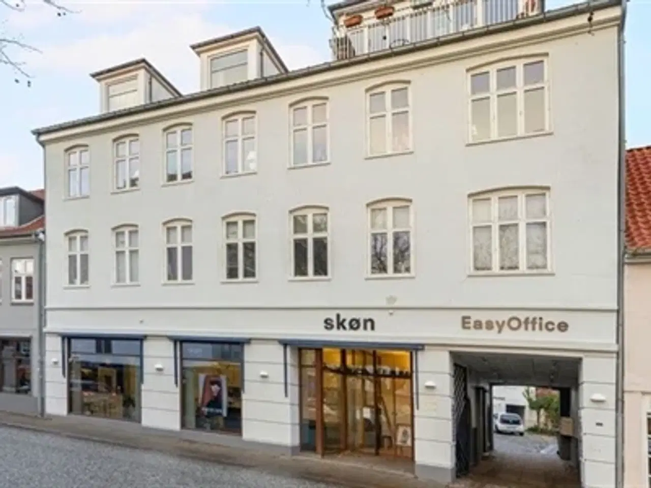 Billede 1 - Butikslokale med mange muligheder i hjertet af Randers