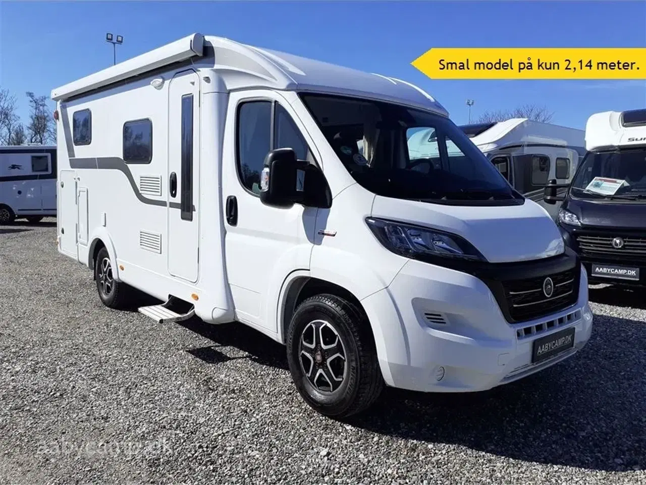 Billede 1 - 2022 - Laika Kosmo Compact 9   Slank og smidig model, perfekt til snoede kystveje. Automatgear.