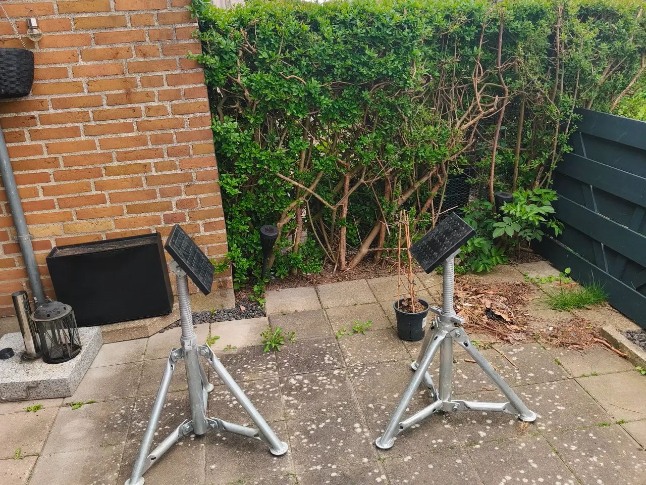 Billede 1 - Motorbåds-støtte. (Galvaniseret stål ) 