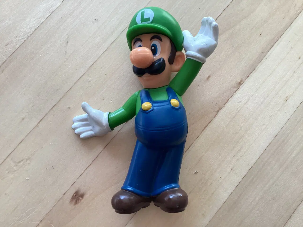 Billede 1 - Nintendo- Luigi McDonalds 2013