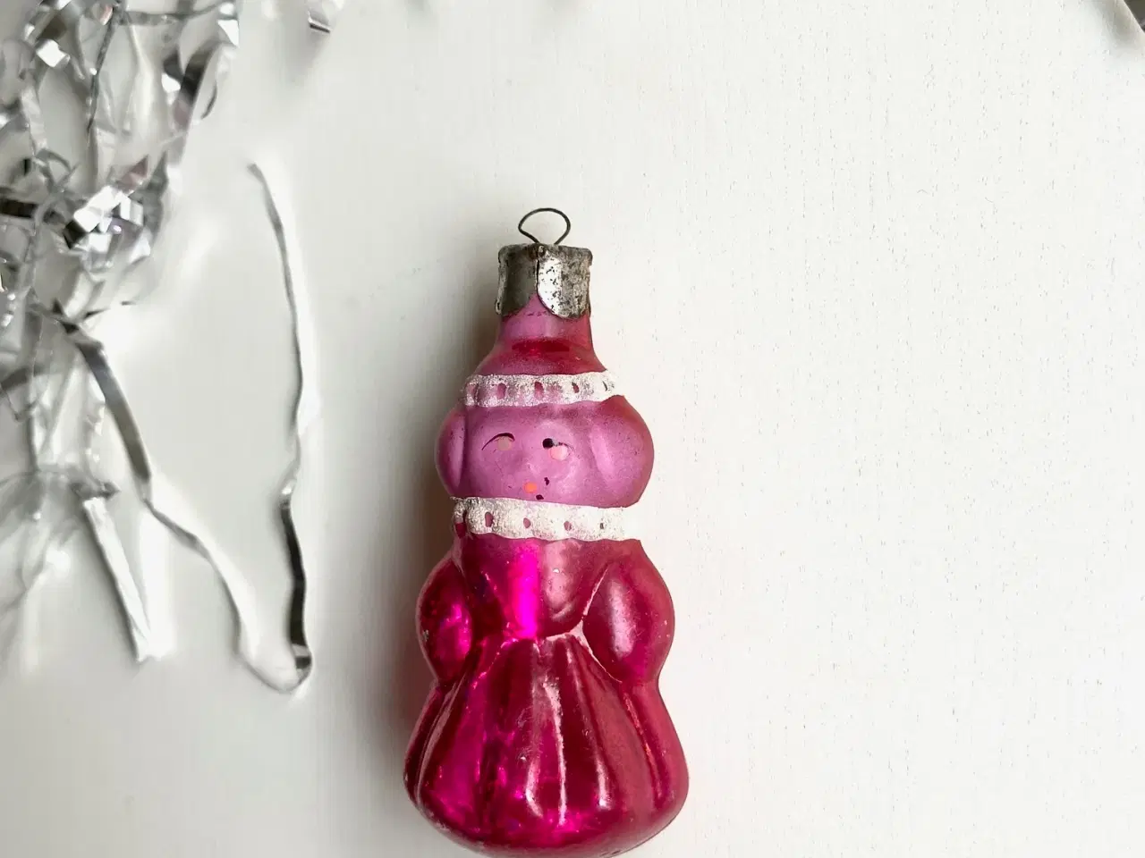 Billede 3 - Vintage julekugle, mørk pink Snegurochka