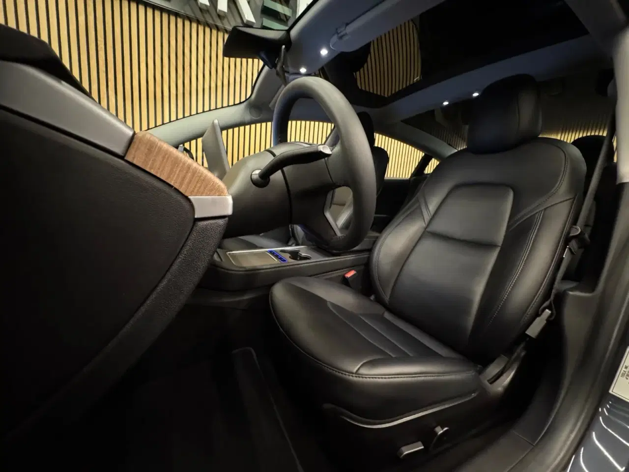 Billede 5 - Tesla Model 3  Long Range AWD