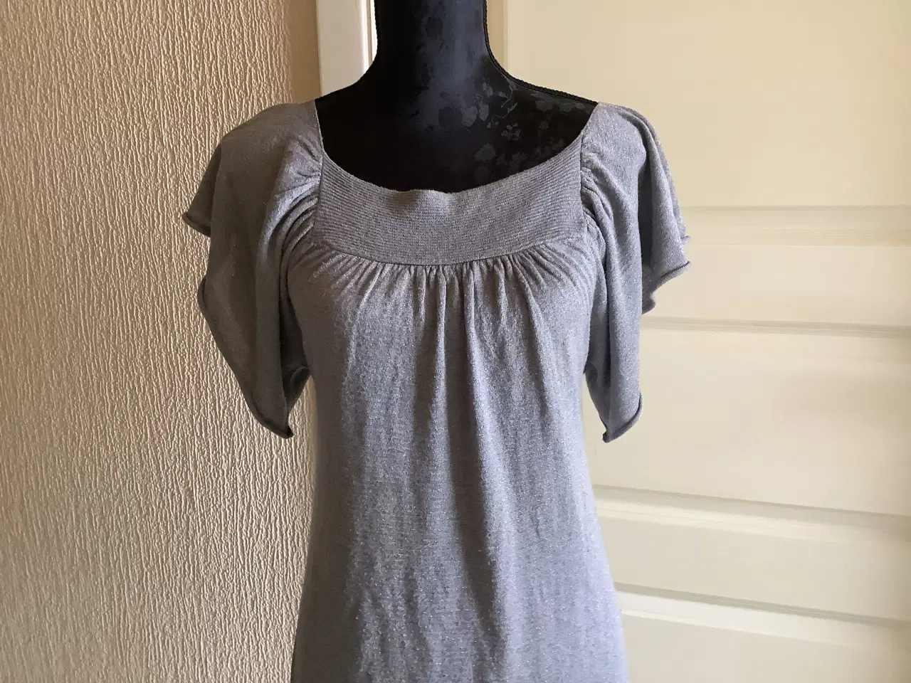 Billede 2 - Helt ny Malou Sander lang overdel str.M. 95%bambus