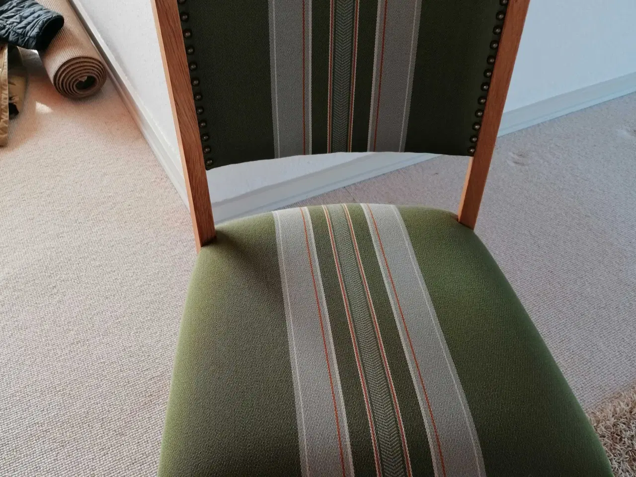 Billede 3 - Spisebords stole i syret eg 100 kr pr stk