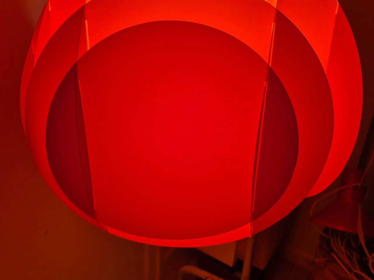 Billede 16 - Flotte gule lamper i plast 