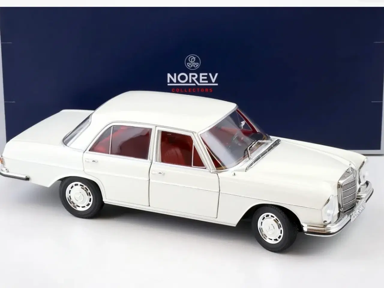 Billede 2 - 1:18 Mercedes 250 Se 1967