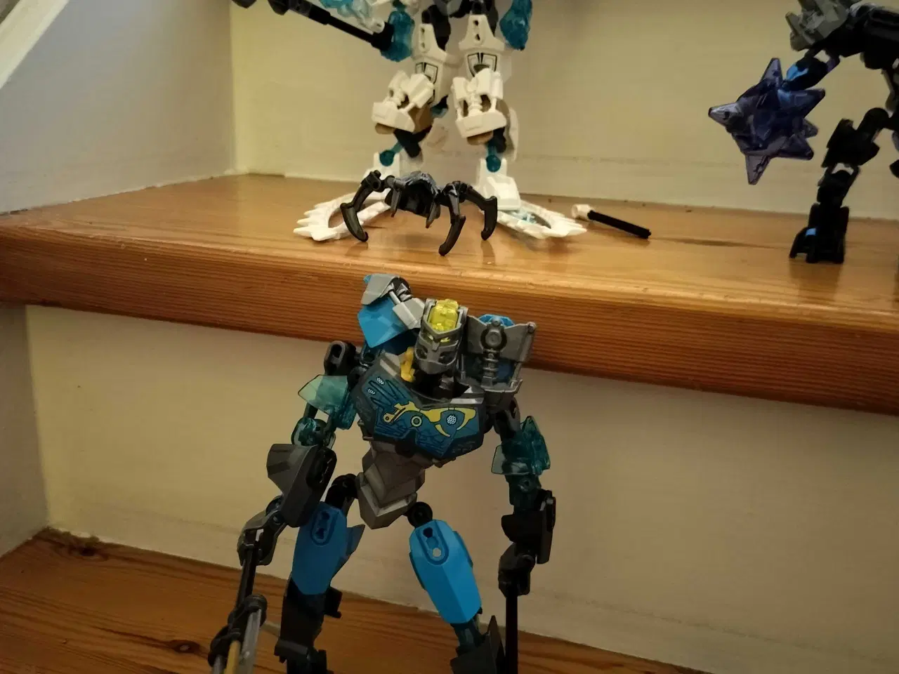 Billede 4 - Fem Bionicle figurer 