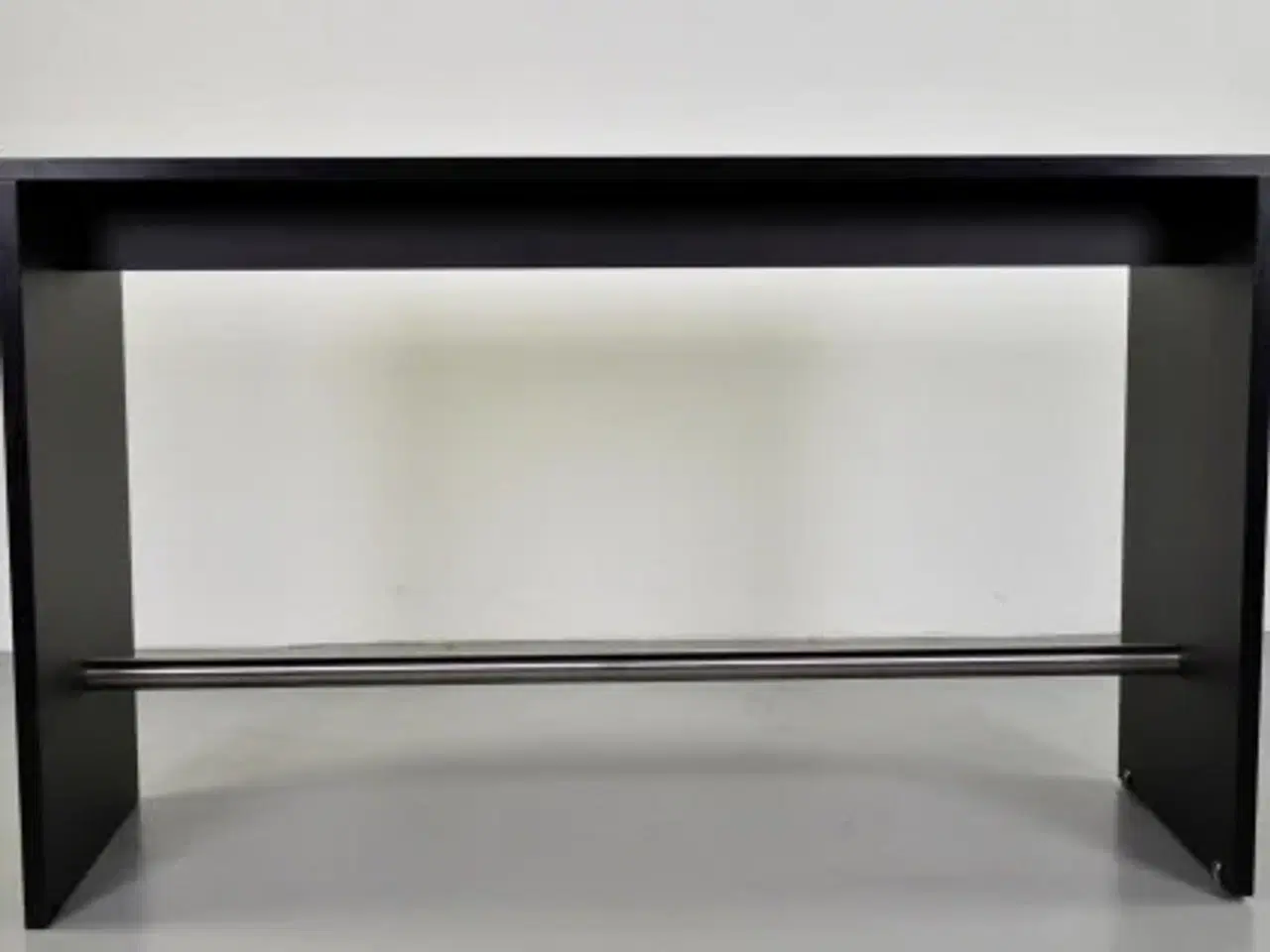 Billede 2 - Højbord/ståbord fra zeta furniture i sort linoleum