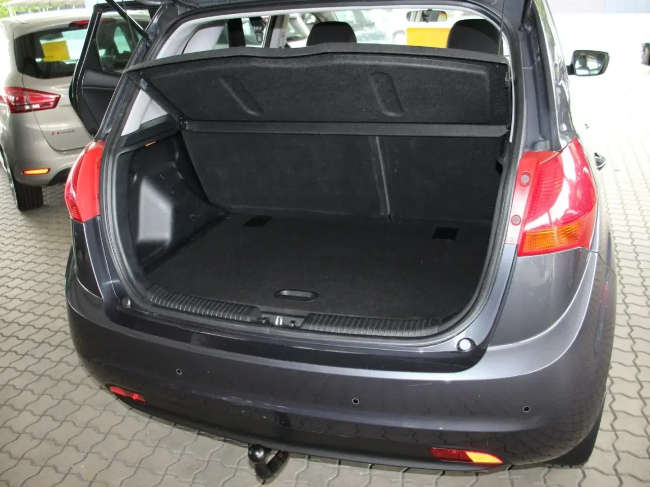 Billede 7 - Kia Venga 1,4 CRDi 90 Intro Edition