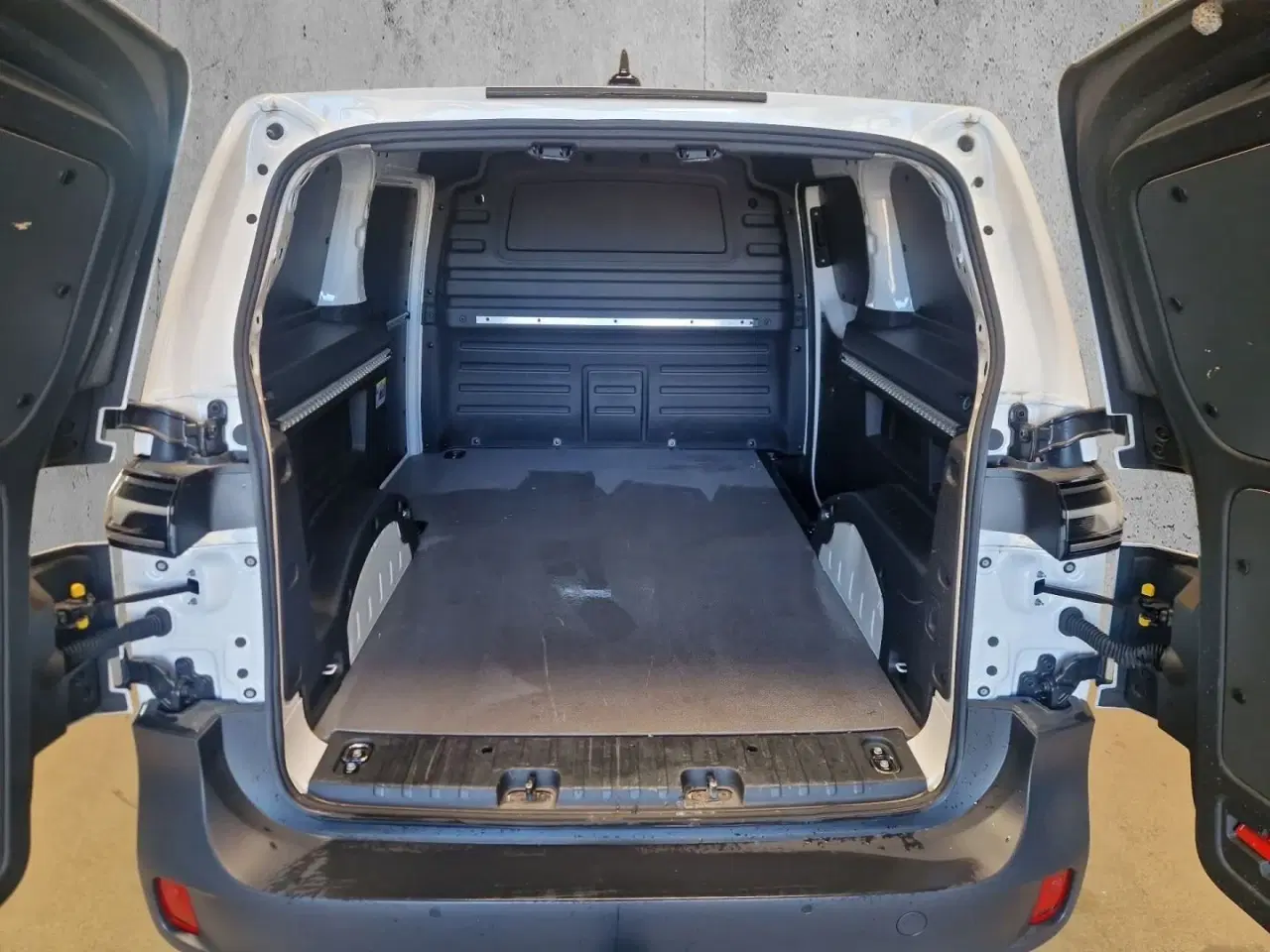 Billede 10 - VW ID.Buzz 77 Cargo