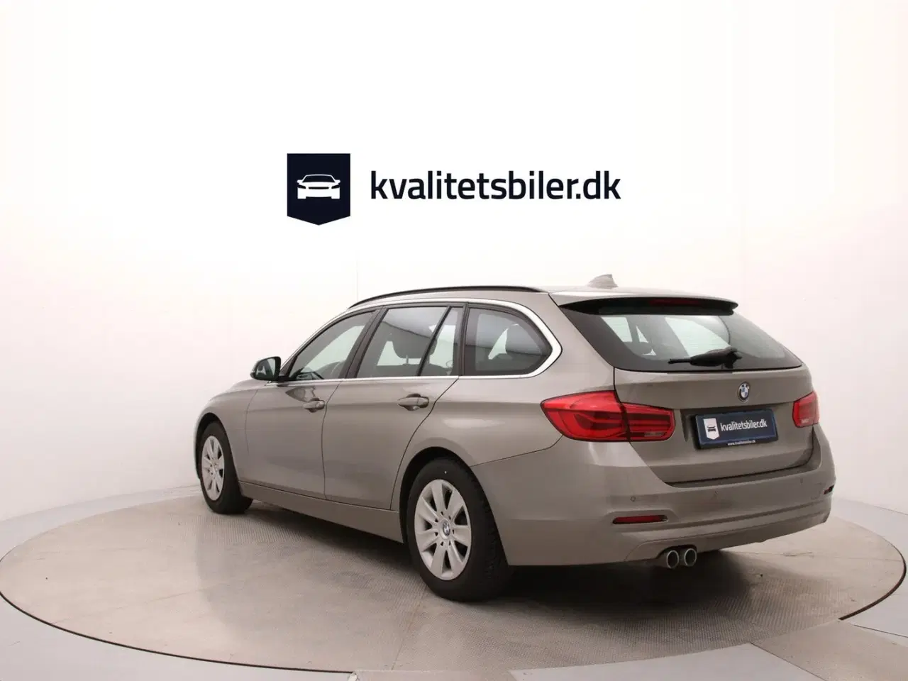 Billede 3 - BMW 320d 2,0 Touring aut.