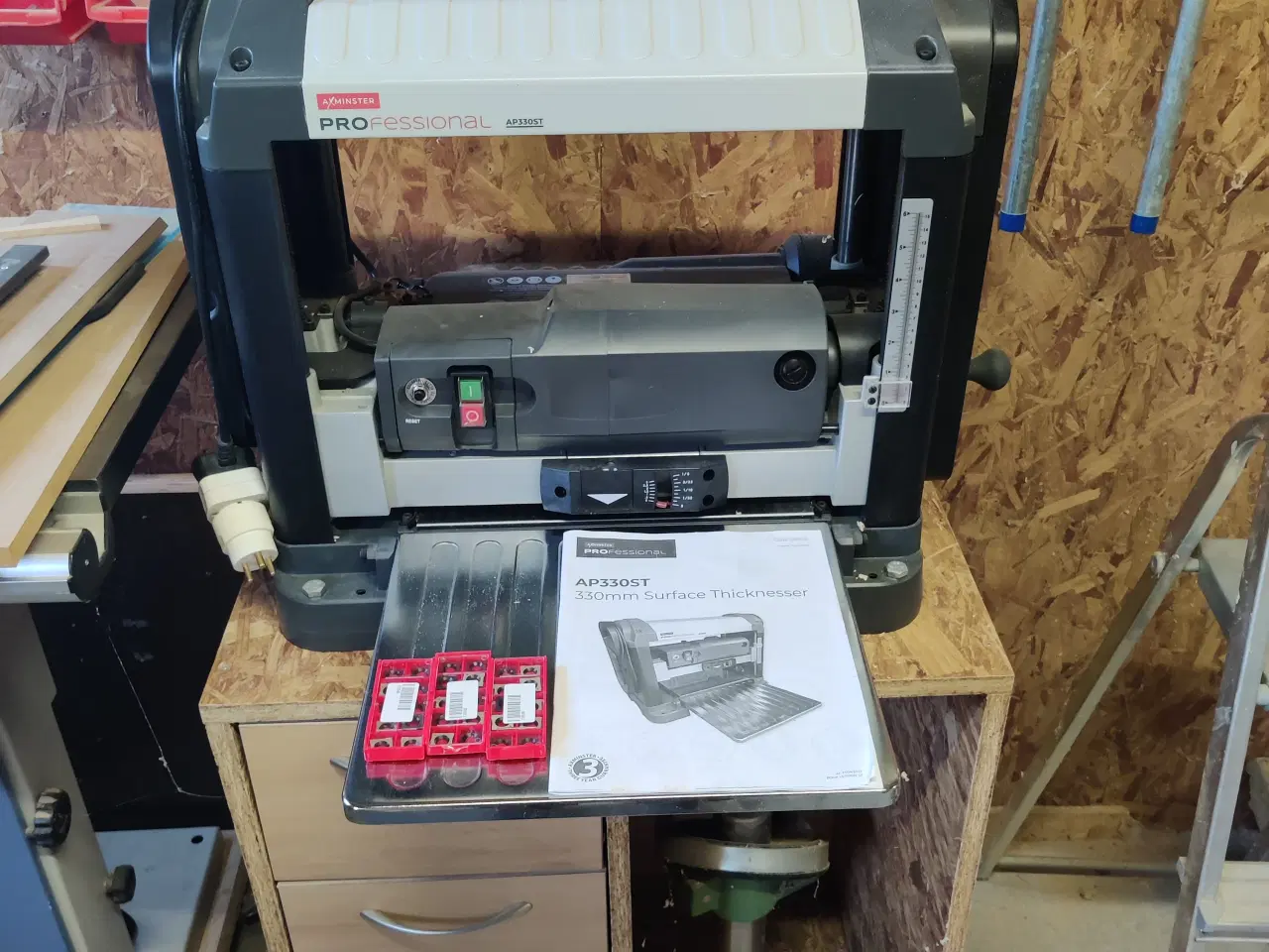 Billede 1 - Axminster Professional Transportabel Tykkelseshøvl