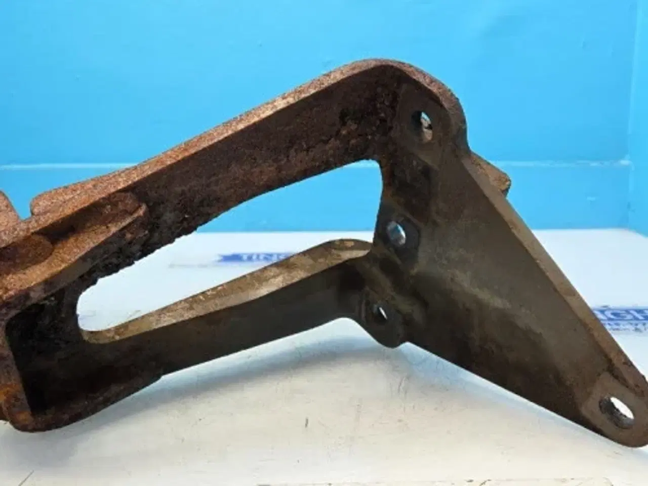 Billede 7 - Valtra  S394   Beslag   4382498M1  