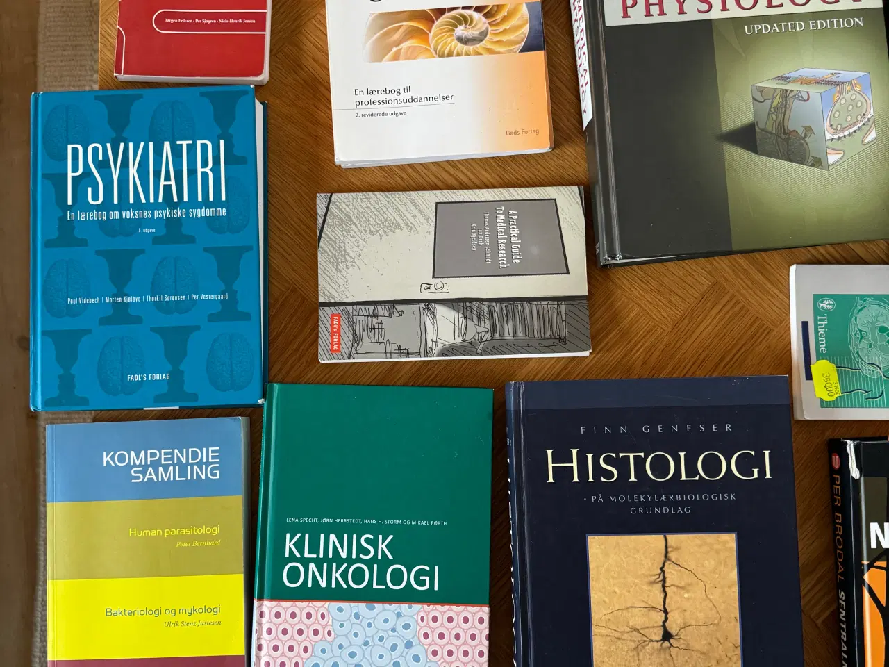 Billede 2 - Bøger til medicinstudiet