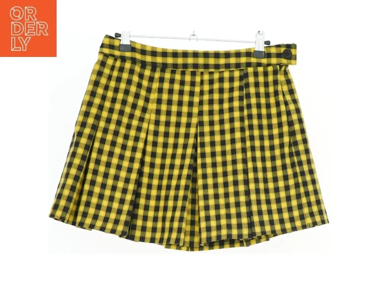 Billede 1 - Ternet nederdel fra H&M (str. S)