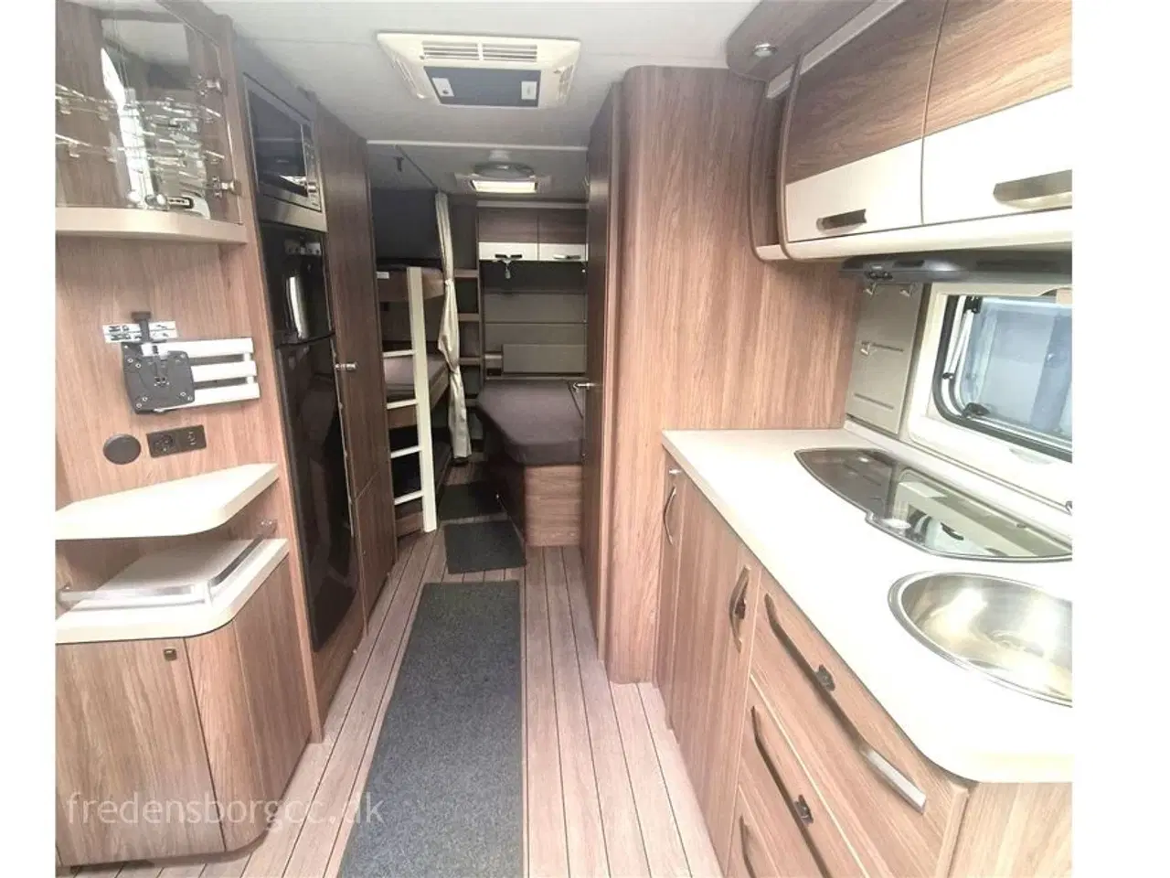 Billede 2 - 2020 - Knaus Südwind Scandinavian Selection 590 UK Alde Centralvarme   MED 3 KØJER