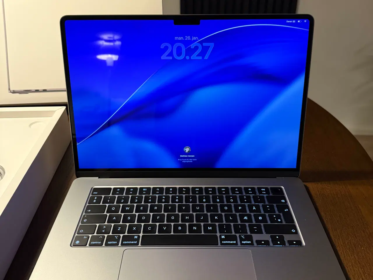 Billede 2 - MacBook Air 15” M3 8/256 GB 2024 100% BATTERI