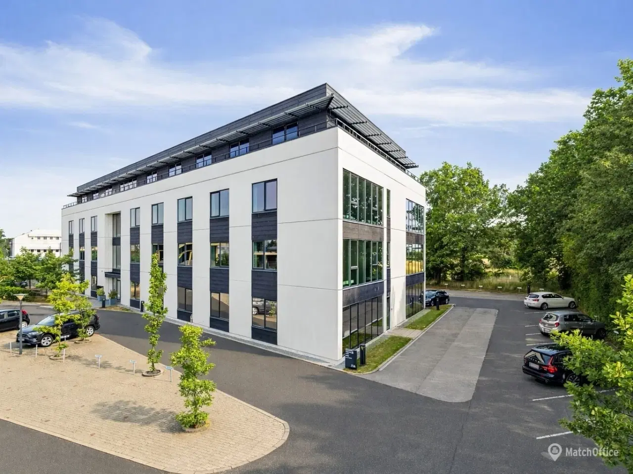 Billede 2 - Ledige kontorlejemål i flot ejendom