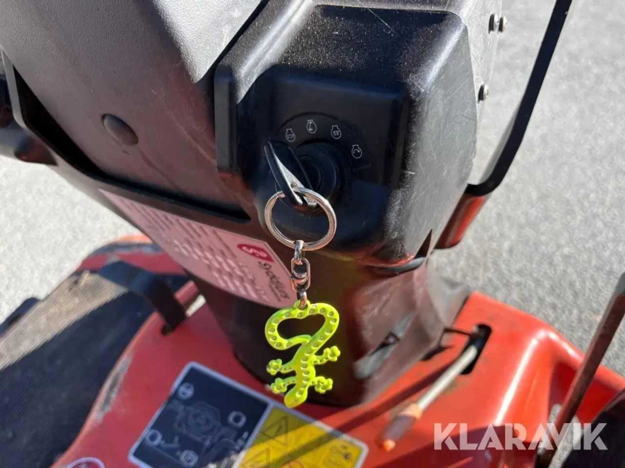 Billede 11 - Redskabsbærer Kubota F3890 med tilbehør