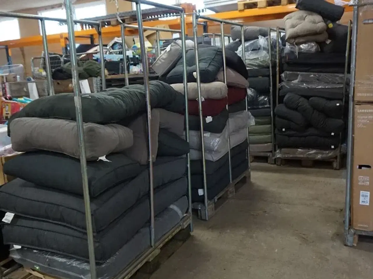 Billede 2 - Pallehynder m.m.