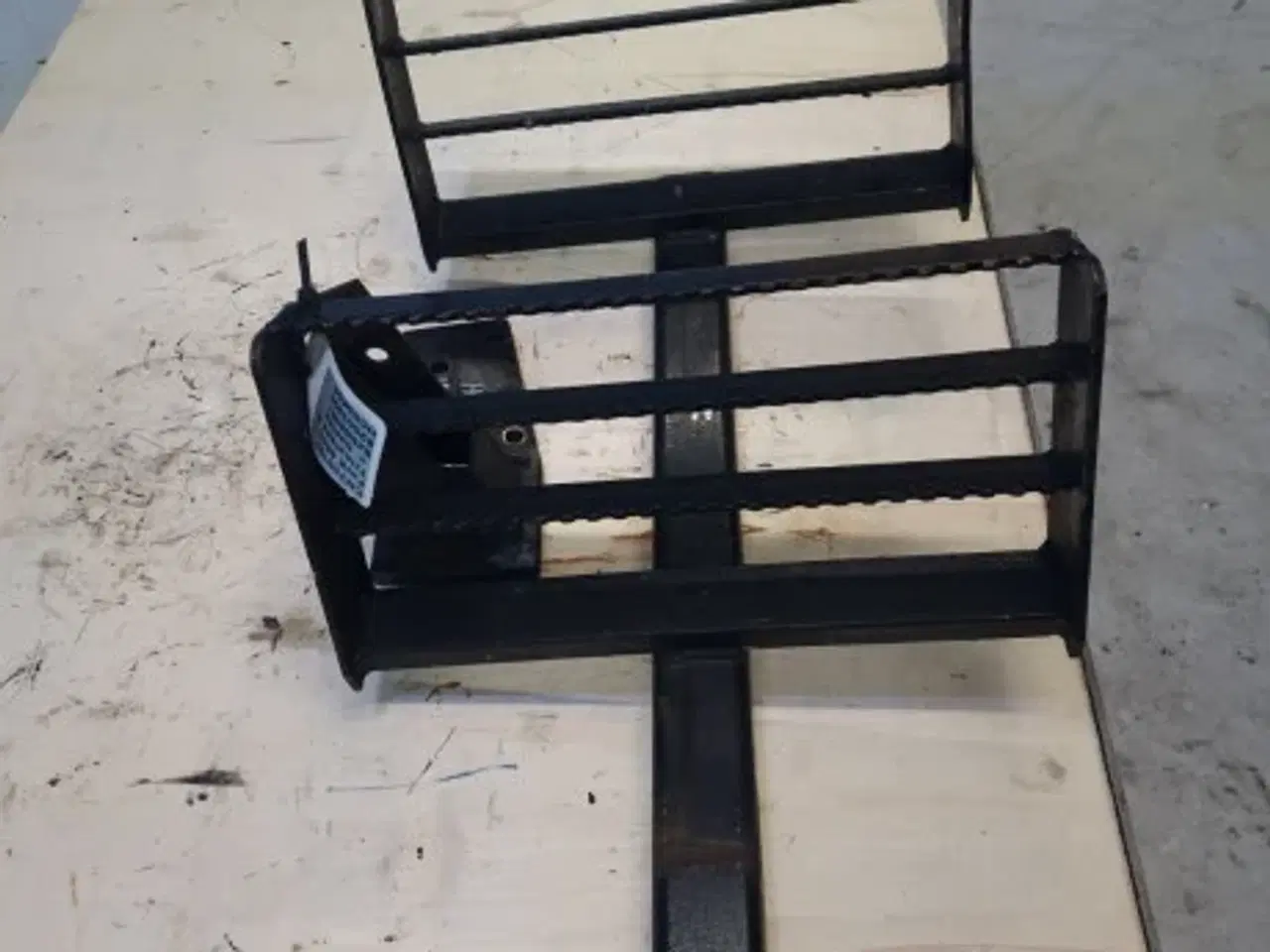 Billede 5 - Ford 6640 Trinplade 82008961