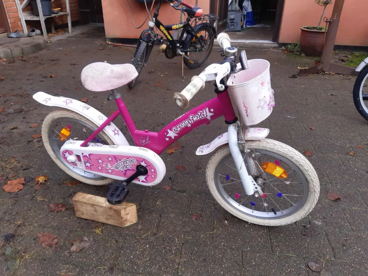 Billede 2 - Børnecykler forskellige str.