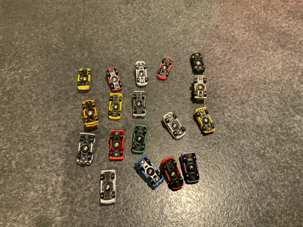 Billede 4 - 18 mikro biler