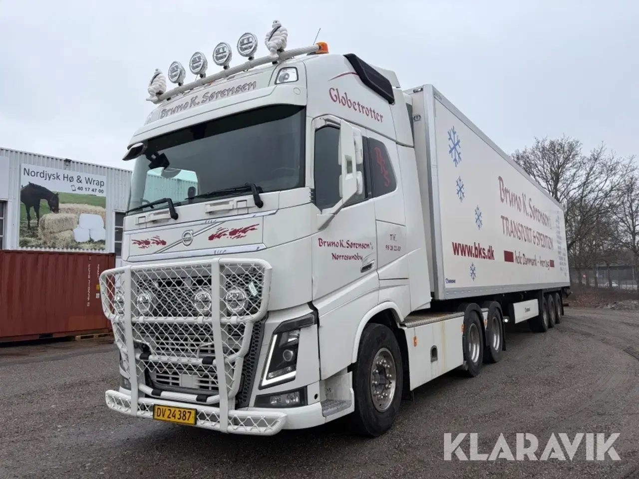 Billede 1 - Sættevognstrækker Volvo FH16-550 med køletrailer