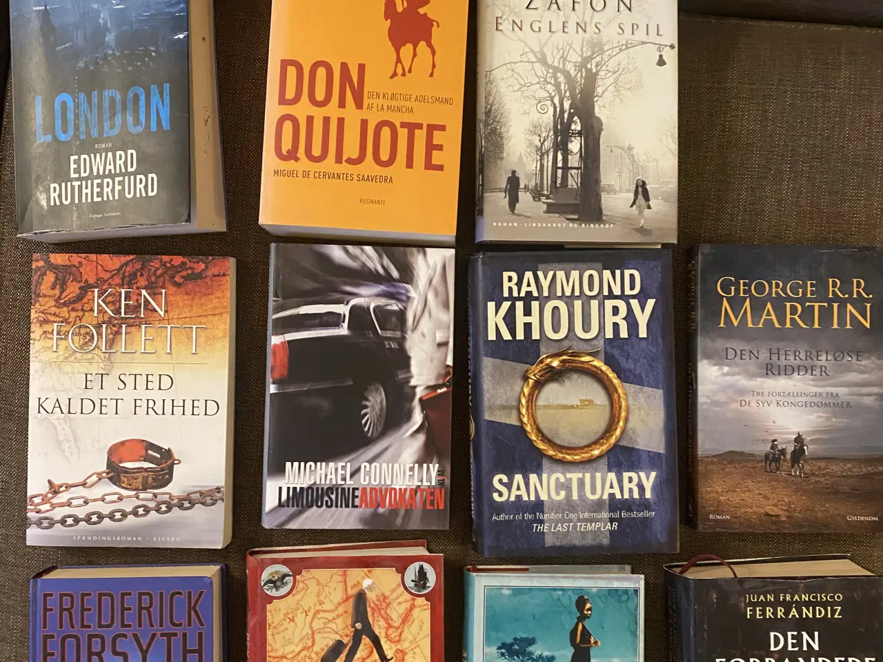 Billede 1 - Forskellige bøger