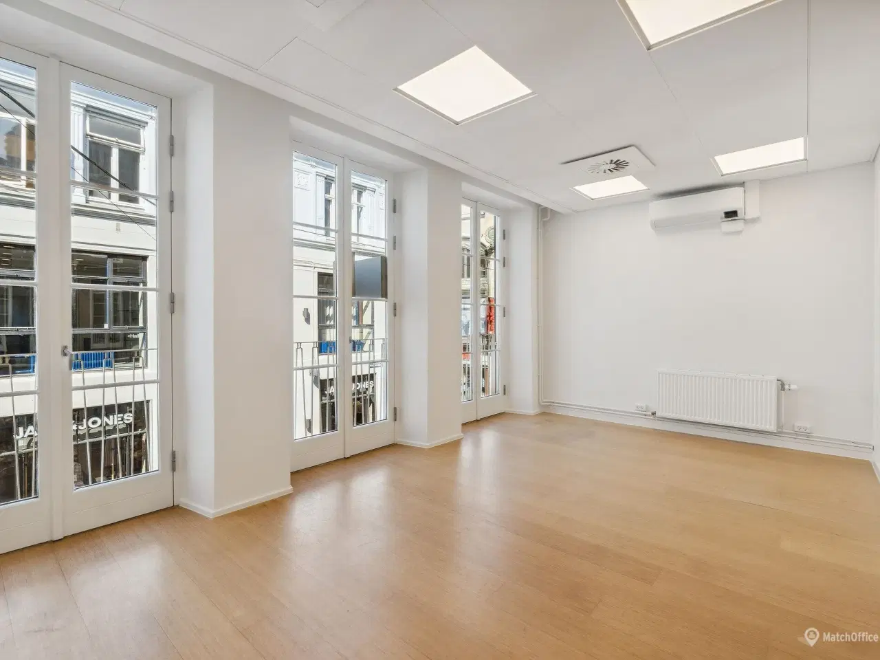 Billede 2 - INGEN BINDING - Flot og indbydende kontorlejemål på 152 m²