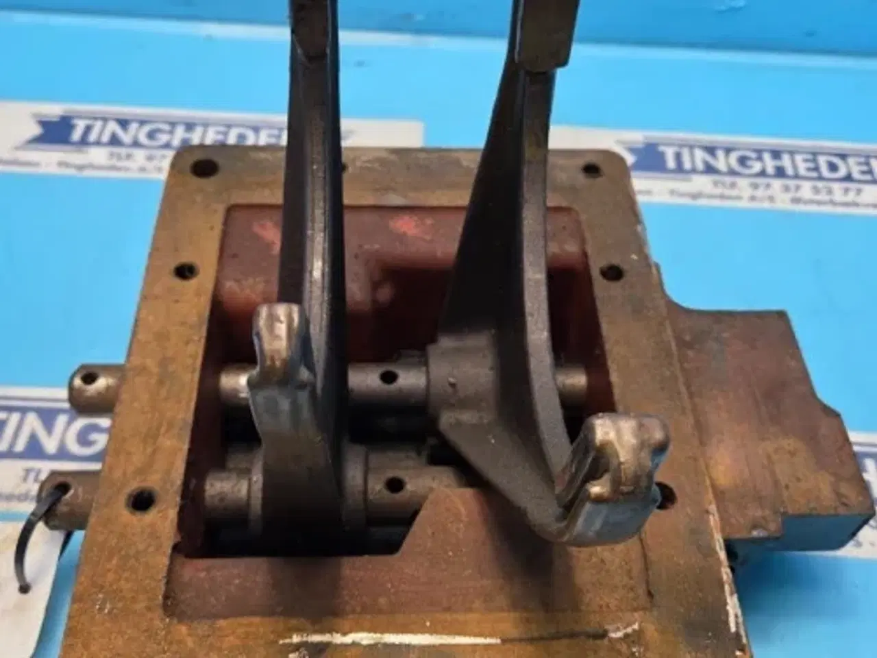 Billede 8 - New Holland 8340 Gearskifter 82009351