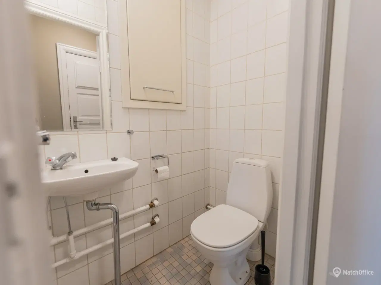 Billede 13 - SÆLGES: Erhvervsandel med højt til loftet i hjertet af Vanløse