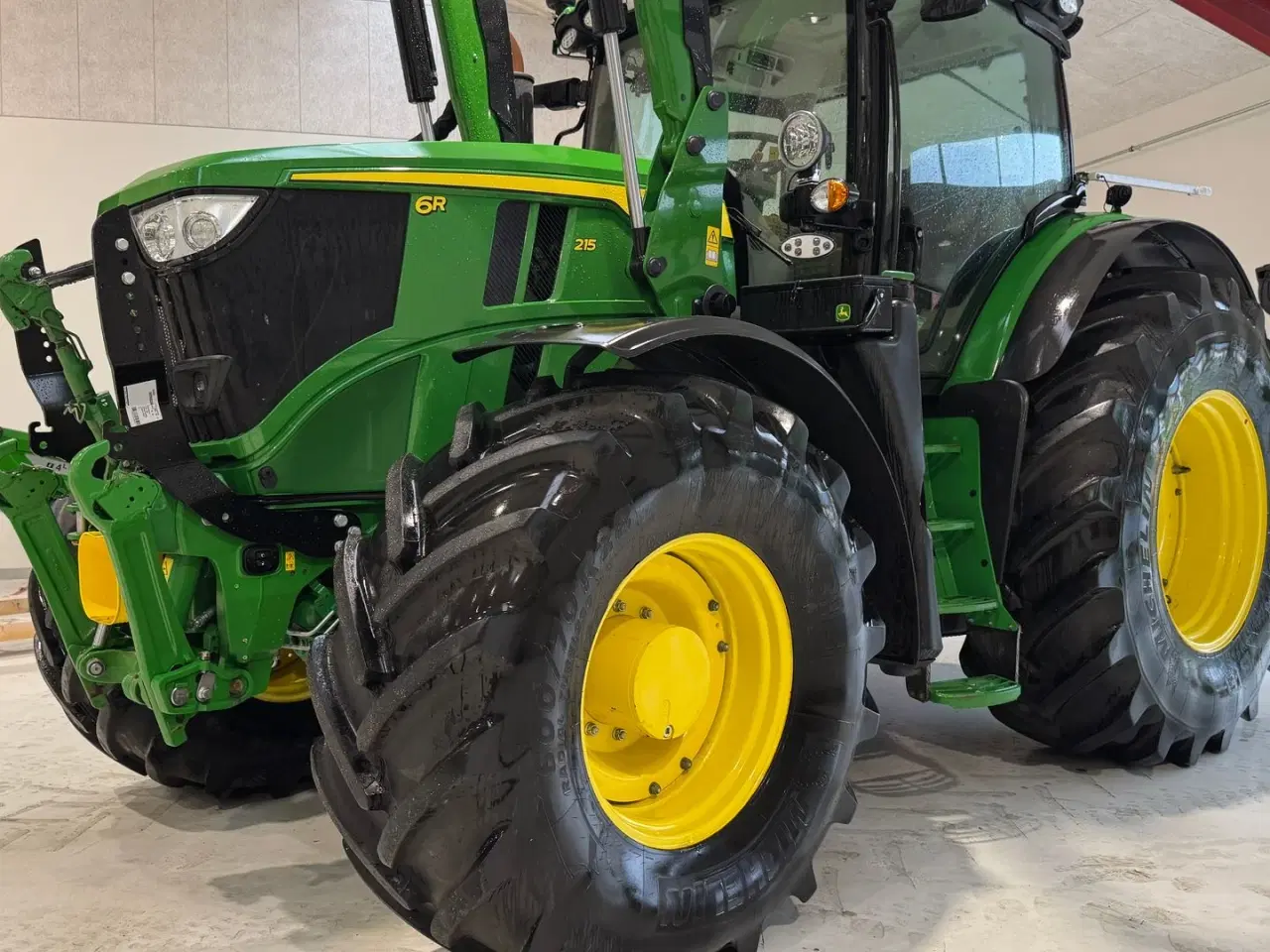 Billede 18 - John Deere 6R 215 MED FRONT PTO OG NY ÅLØ FRONTLÆSSER!